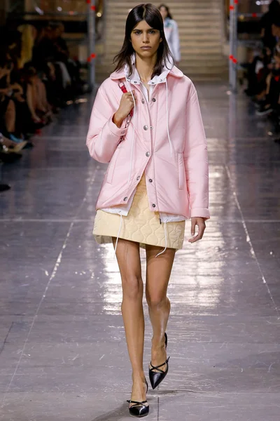 Look 1